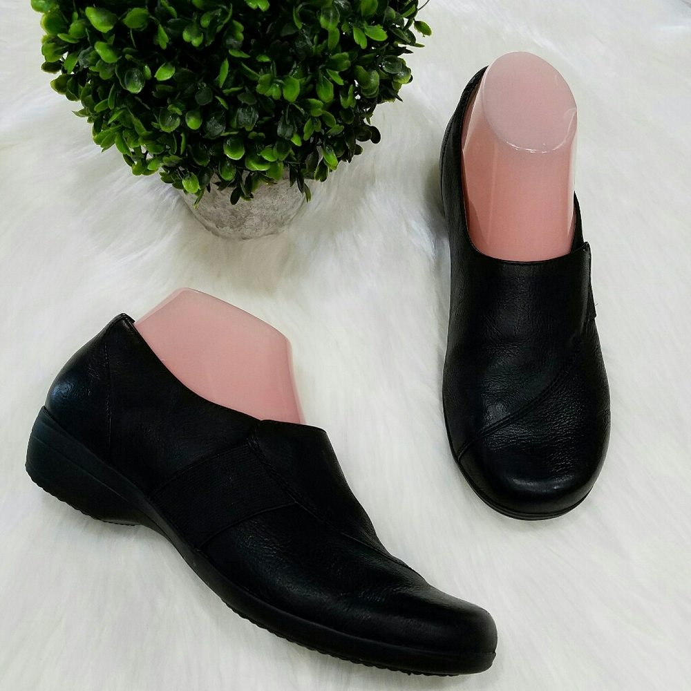 Dansko Black Leather Loafers Stretch Shoes 38